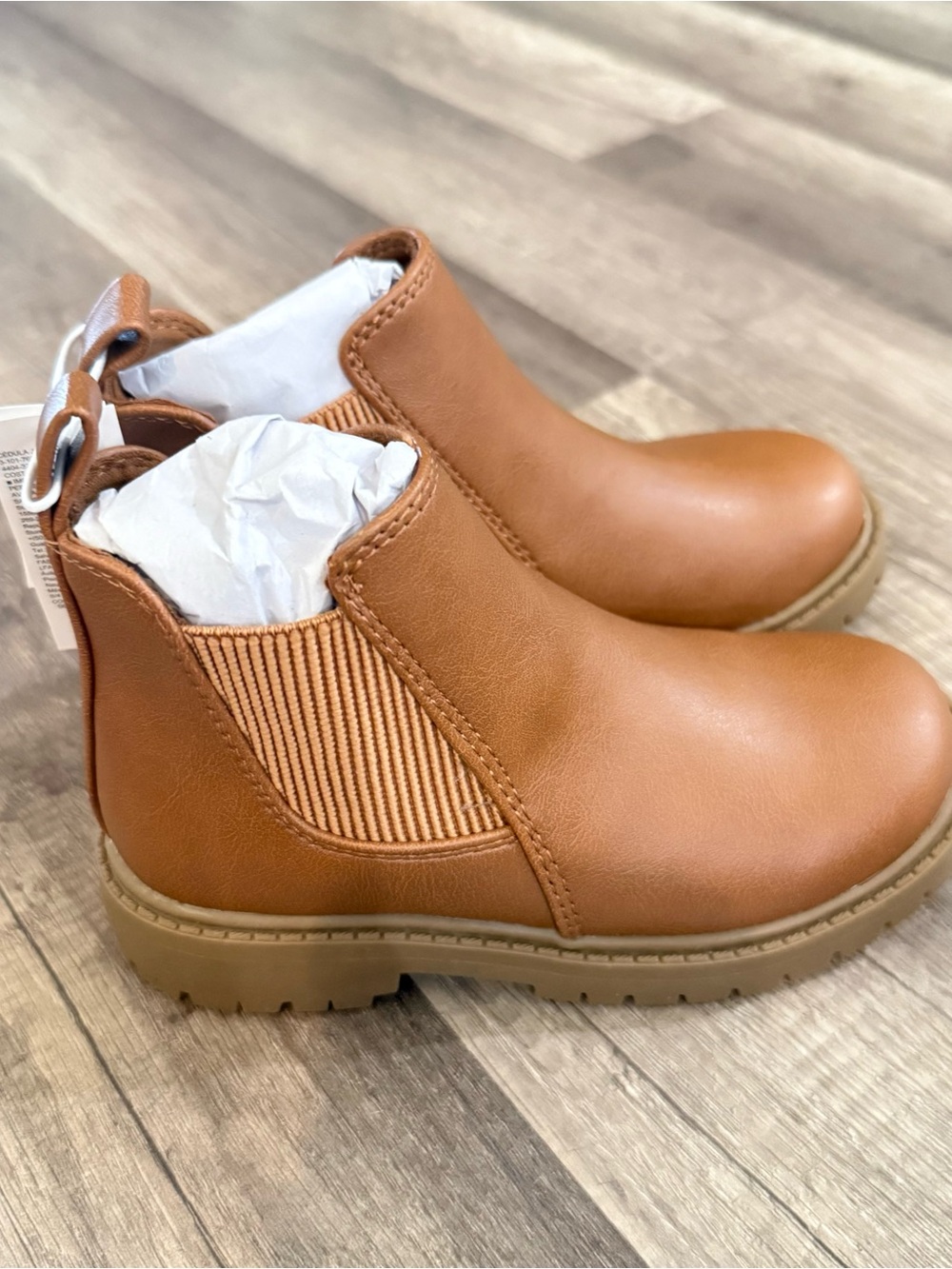 Old navy chunky Chelsea Boots - Picture 3 of 6